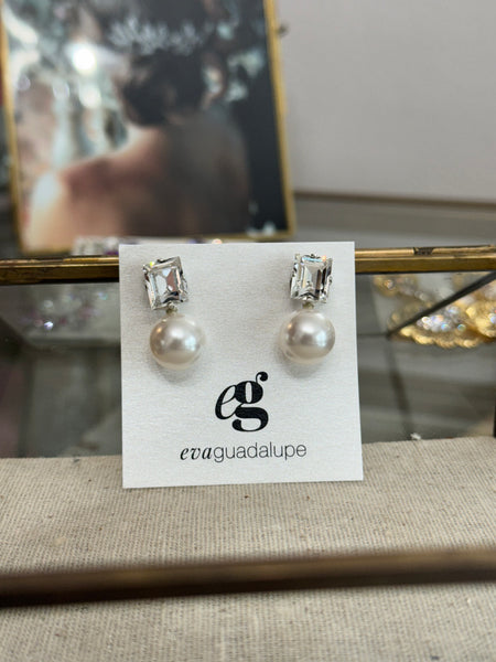 823 Earrings